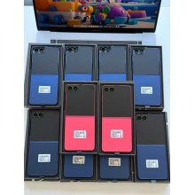 Samsung Galaxy Z Flip7 – Stylish Foldable Smartphone with Advanced Camera