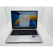 HONOR MagicBook 14 – AMD Ryzen 5 7640HS, 16GB RAM, 512GB SSD Laptop