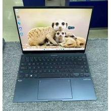 ASUS ZenBook UX540 14 – i7, 16GB RAM, 512GB SSD, MX550, OLED (2022)